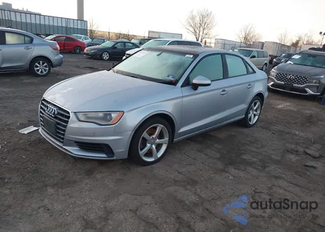 2015 Audi A3 1.8T Premium z USA, uszkodzony, nr VIN WAUACGFF5F1030904